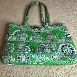Vera Bradley Vibrant Green Patterned Tote Bag & Matching Coin Wallet